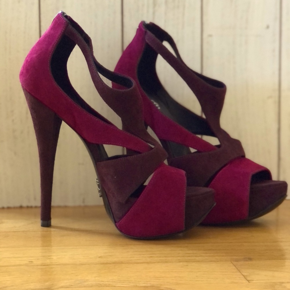 Rock & Republic Jolena Purple platform heel